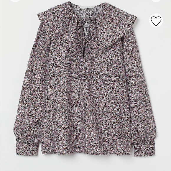 NWT ruffle collar floral blouse - Picture 2 of 8